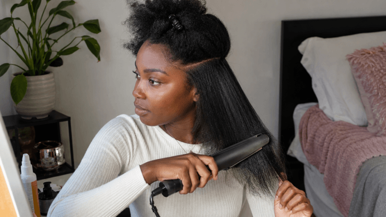 Top 5 mejores planchas para conseguir un liso tabla en pelo afro 4C.